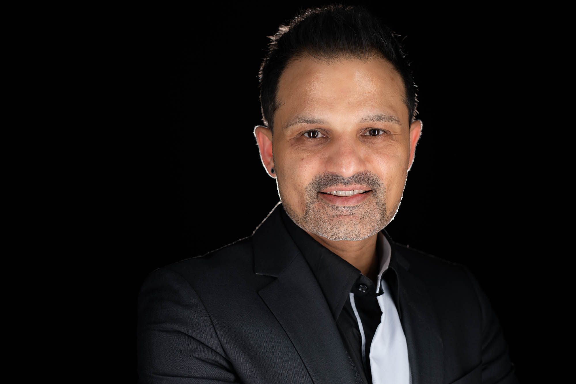 Export x3 Headshot  06494 Dez 01 2019 Headshots 2019  Miro Nicole Nadine